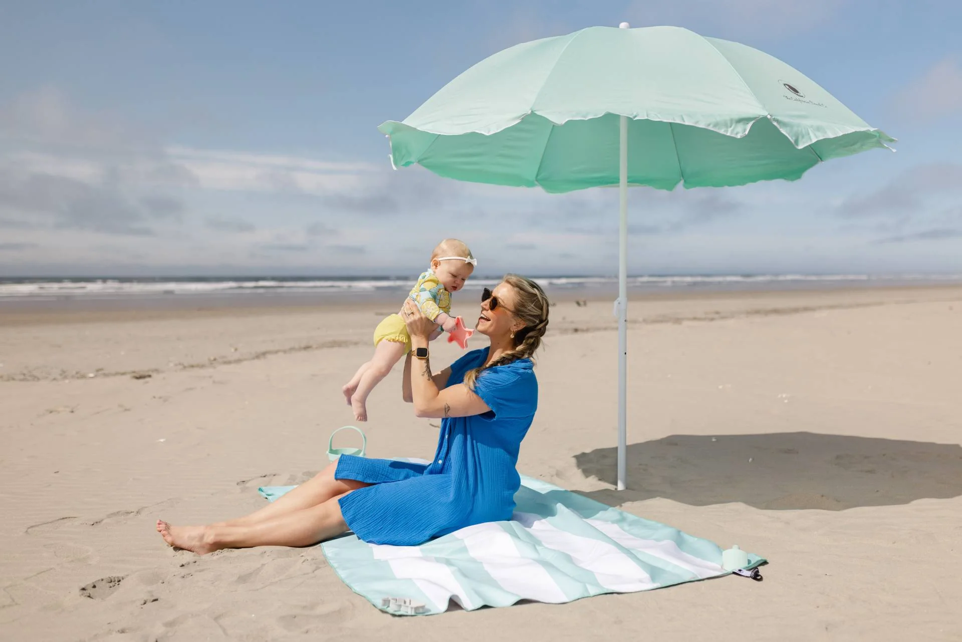 Pop 'N Go® Beach Umbrella - Image 12