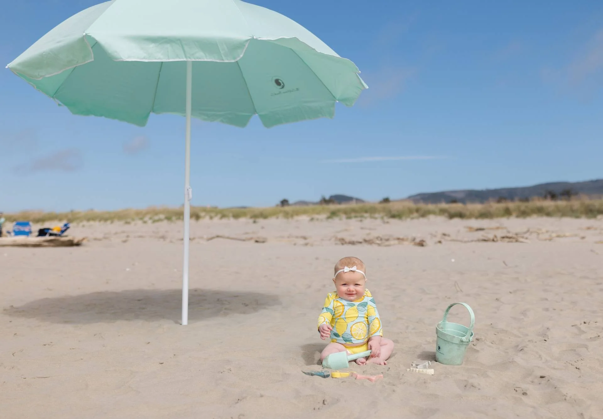 Pop 'N Go® Beach Umbrella - Image 14