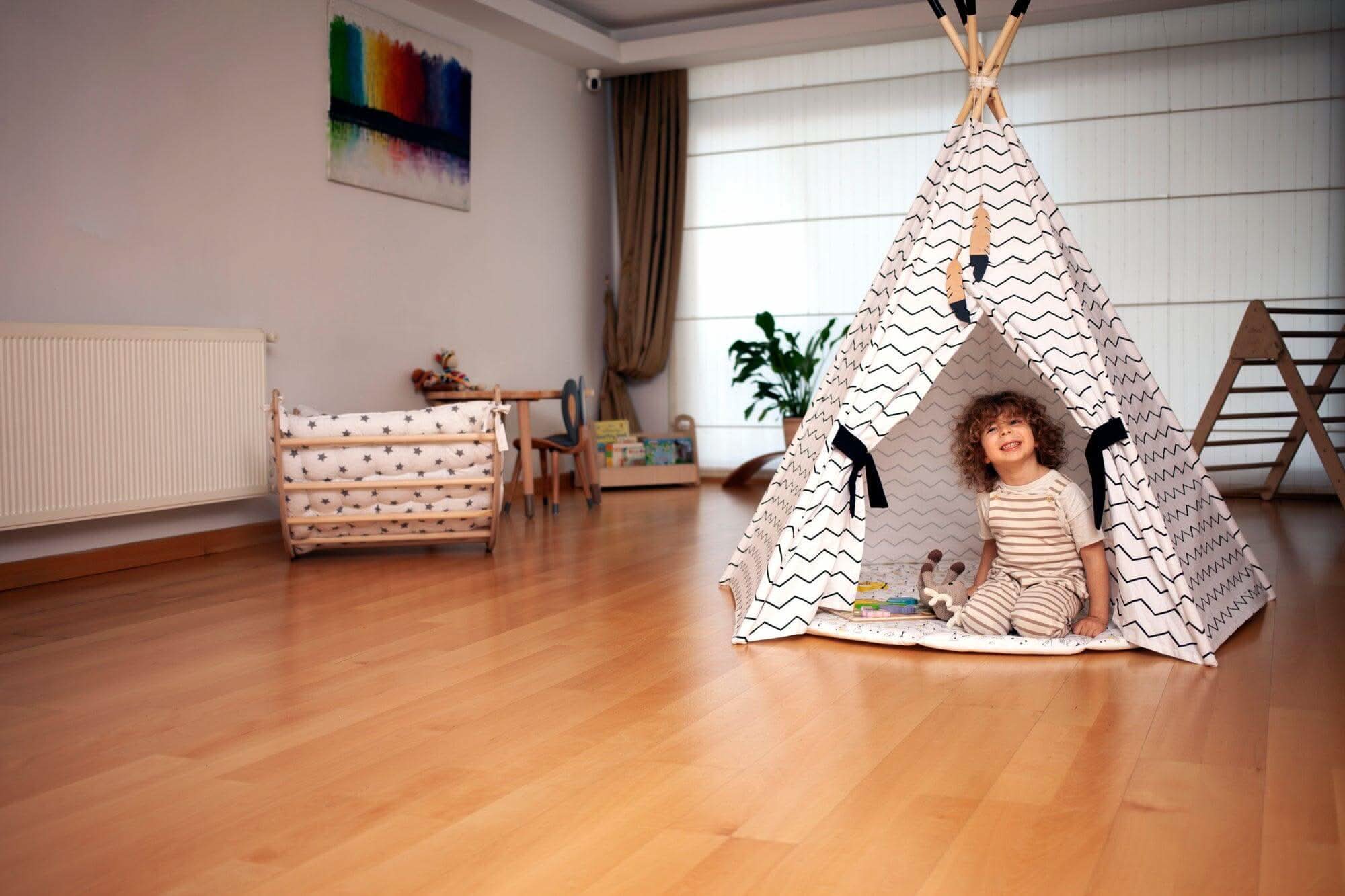 XL Teepee Tent and Play Mat Set - Image 9
